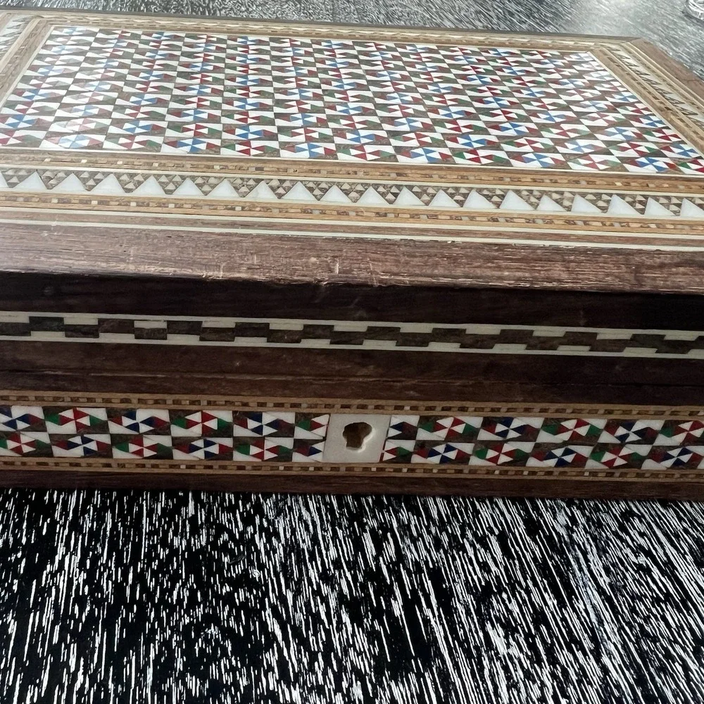 Vintage Wooden Marquetry Inlay Jewelry Box White, Red, Green, Blue Triangles‎